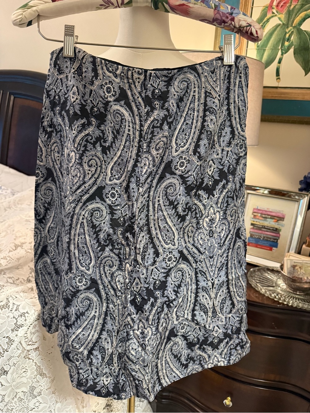 Ann Taylor 100% Silk Blue and White Paisley Mini Skirt